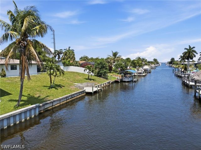 1606 SE 28th ST, Cape Coral, FL 33904