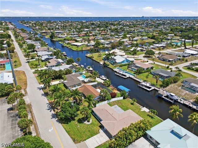 1606 SE 28th ST, Cape Coral, FL 33904