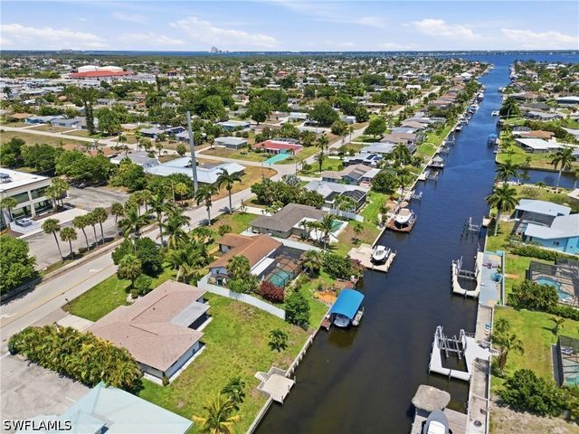 1606 SE 28th ST, Cape Coral, FL 33904
