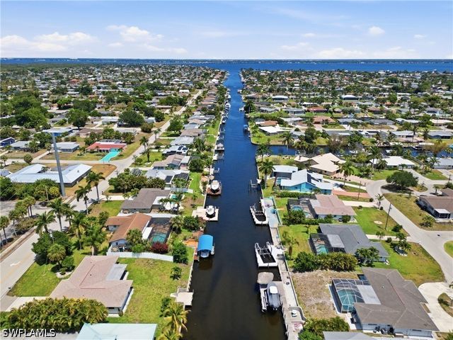 1606 SE 28th ST, Cape Coral, FL 33904