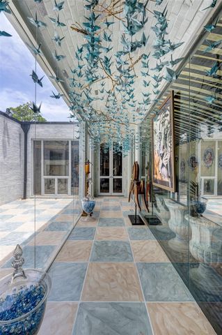 1814 Larchmont Road, Houston, TX 77019