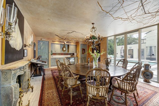 1814 Larchmont Road, Houston, TX 77019