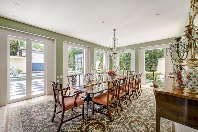 1814 Larchmont Road, Houston, TX 77019