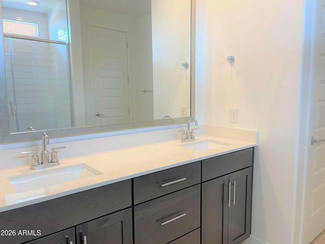 9426 W Devonshire Avenue, Phoenix, AZ 85037