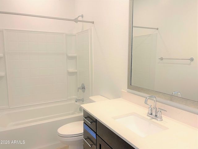 9426 W Devonshire Avenue, Phoenix, AZ 85037