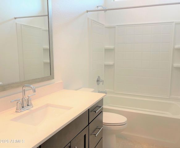 9426 W Devonshire Avenue, Phoenix, AZ 85037