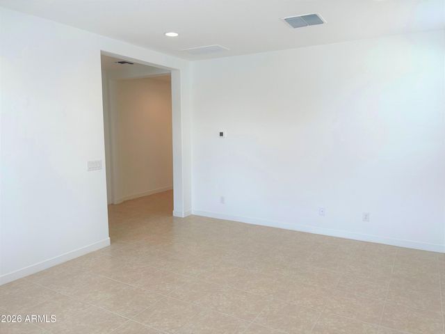 9426 W Devonshire Avenue, Phoenix, AZ 85037