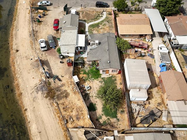 1017 Curtis Drive, Bakersfield, CA 93307