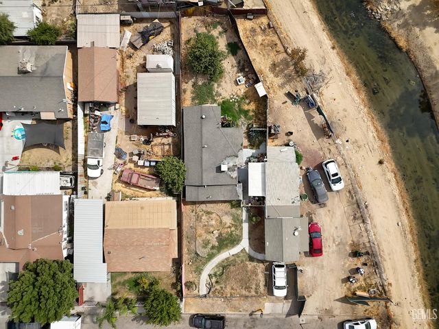 1017 Curtis Drive, Bakersfield, CA 93307