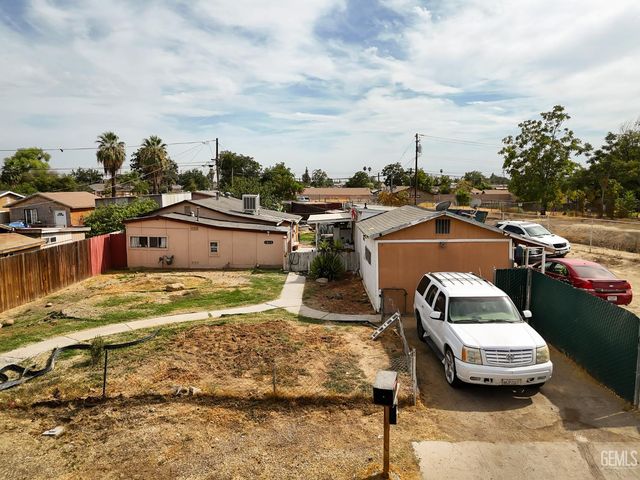 1017 Curtis Drive, Bakersfield, CA 93307