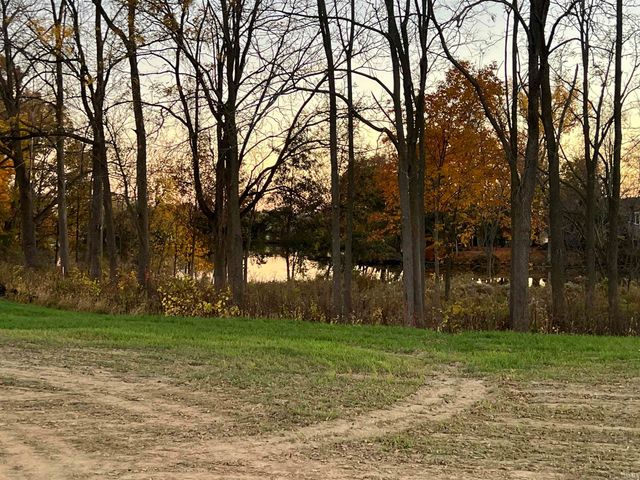 15471 Makarios Pass, Leo, IN 46788