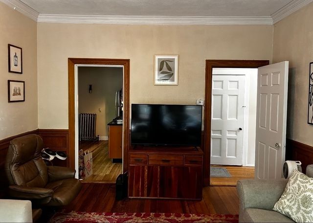 52 Lanark Rd 1, Boston, MA 02135