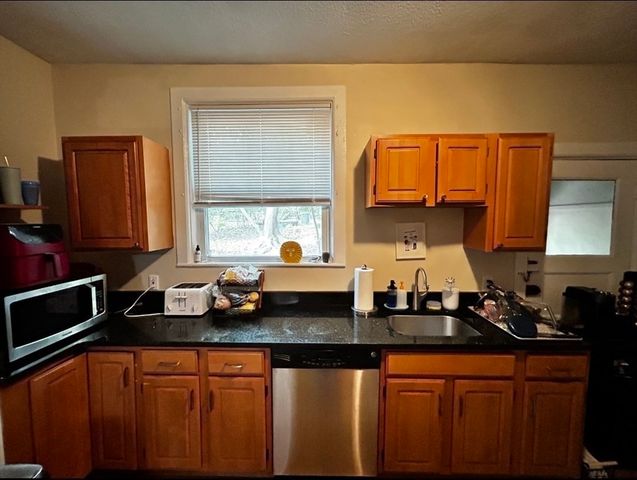 52 Lanark Rd 1, Boston, MA 02135