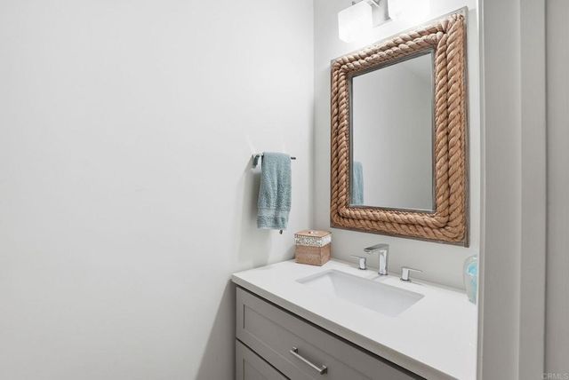 211 S Helix 53, Solana Beach, CA 92075