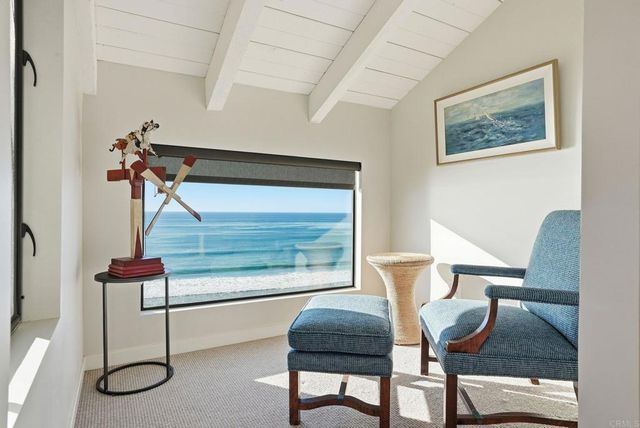 211 S Helix 53, Solana Beach, CA 92075