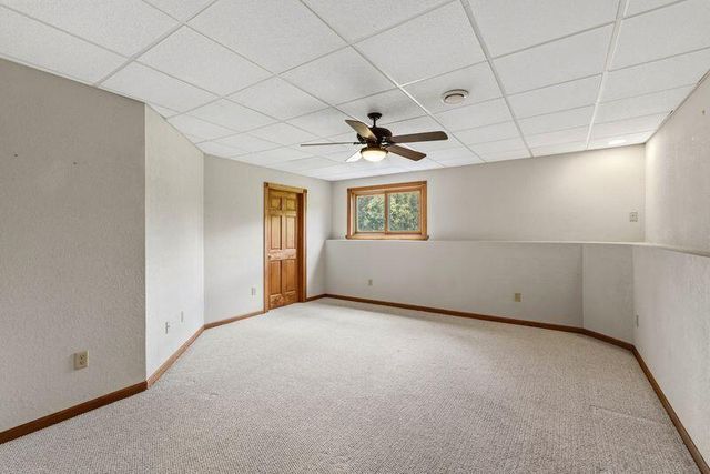 960 S Wayfare TRAIL, Summit, WI 53066