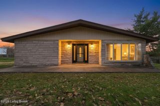 190 N Forrest Rd, Radcliff, KY 40160
