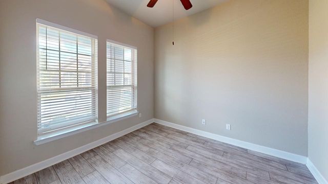 4404 Blue Holly Boulevard, Arlington, TX 76005