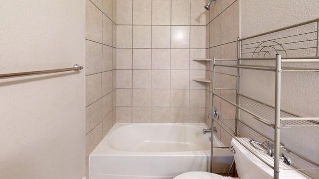 4404 Blue Holly Boulevard, Arlington, TX 76005