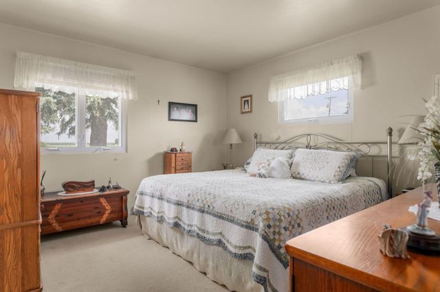 30916 Us Highway 20, New Carlisle, IN 46552