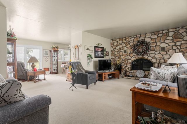 30916 Us Highway 20, New Carlisle, IN 46552