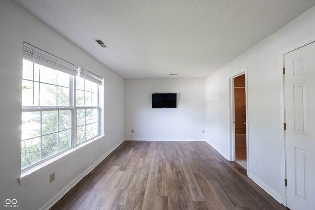 12853 Longleaf Lane, Fishers, IN 46038