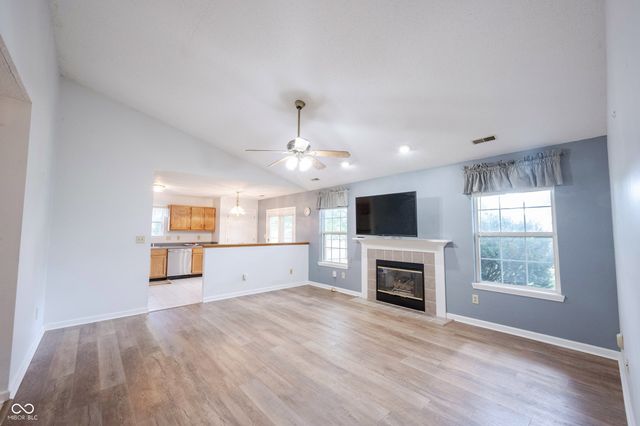 12853 Longleaf Lane, Fishers, IN 46038