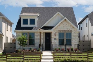 8768 Treeline Parkway, Justin, TX 76247
