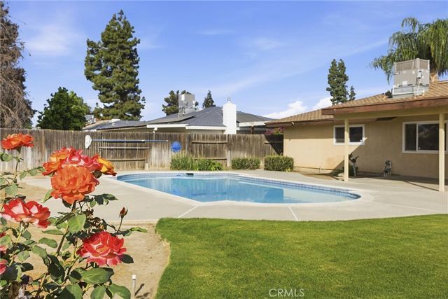 5605 Halifax, Bakersfield, CA 93309