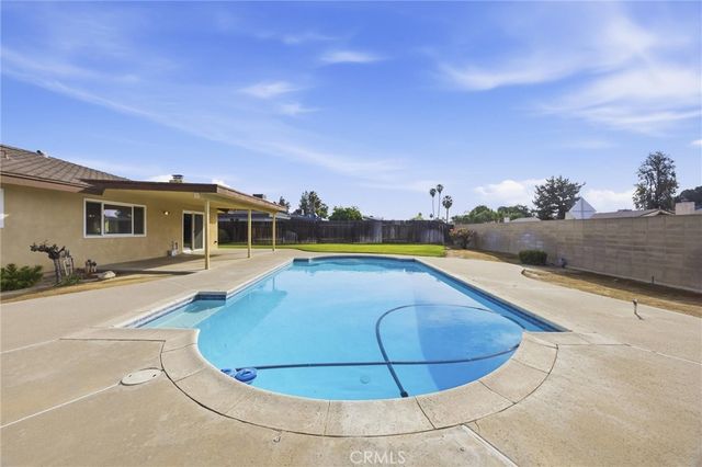 5605 Halifax, Bakersfield, CA 93309