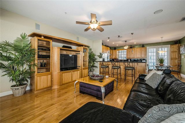 106 YACHT CLUB CIRCLE, North Redington Beach, FL 33708