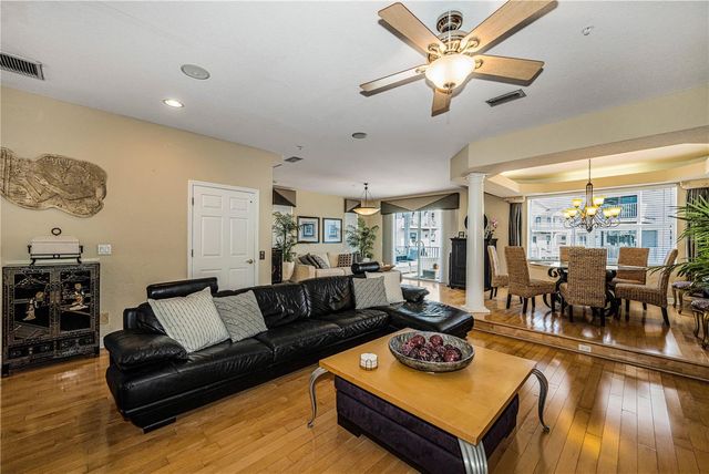 106 YACHT CLUB CIRCLE, North Redington Beach, FL 33708