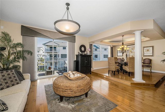 106 YACHT CLUB CIRCLE, North Redington Beach, FL 33708