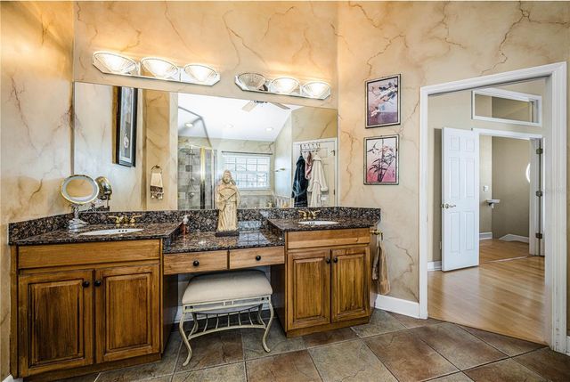 106 YACHT CLUB CIRCLE, North Redington Beach, FL 33708