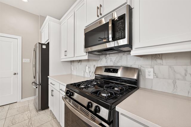 9442 Starlight Oak Drive, Missouri City, TX 77459