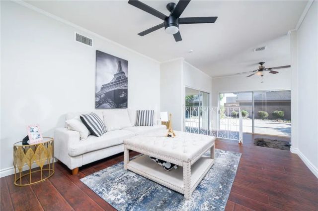 1032 E Buckboard, Glendora, CA 91741