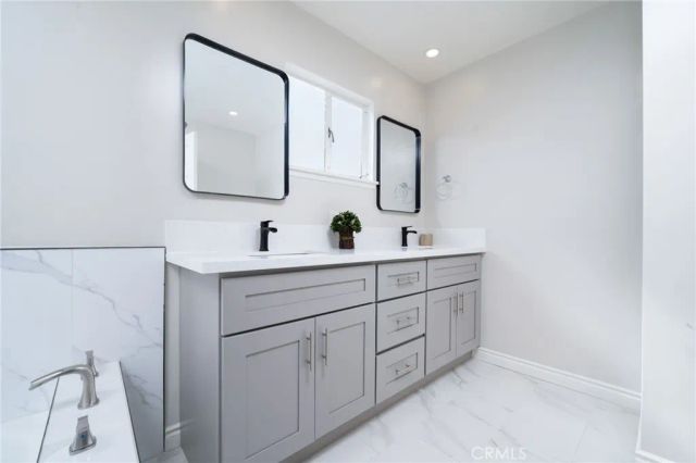 1032 E Buckboard, Glendora, CA 91741