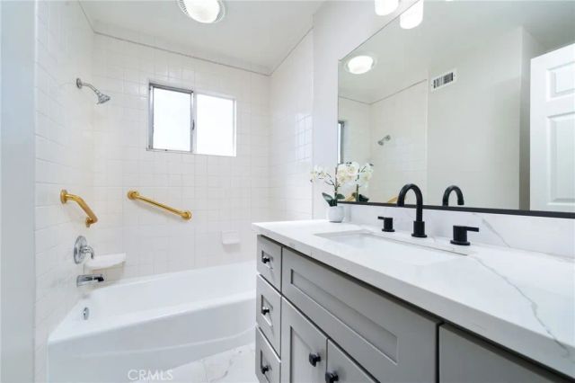 1032 E Buckboard, Glendora, CA 91741