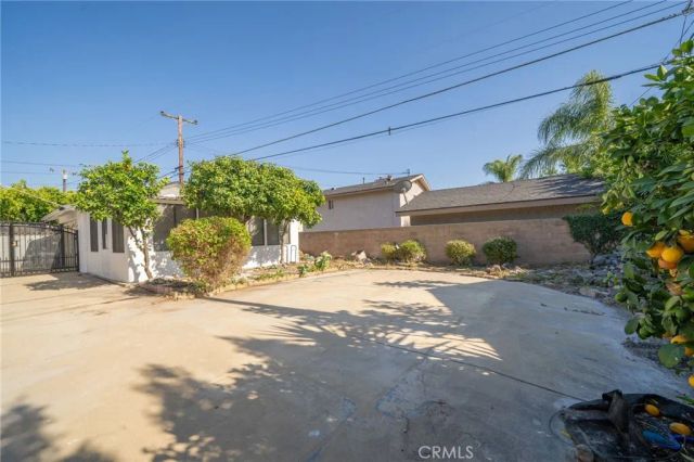 1032 E Buckboard, Glendora, CA 91741