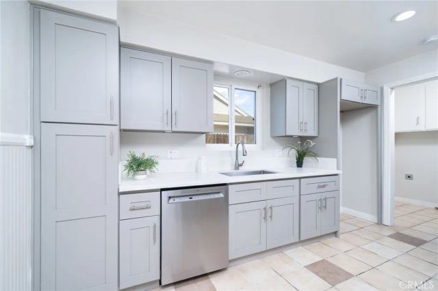 1032 E Buckboard, Glendora, CA 91741