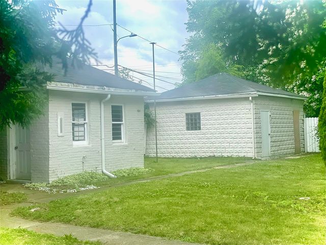 72 E 136th Street, Riverdale, IL 60827