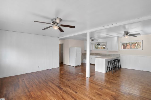 11 El Paso Drive, Greenville, SC 29617