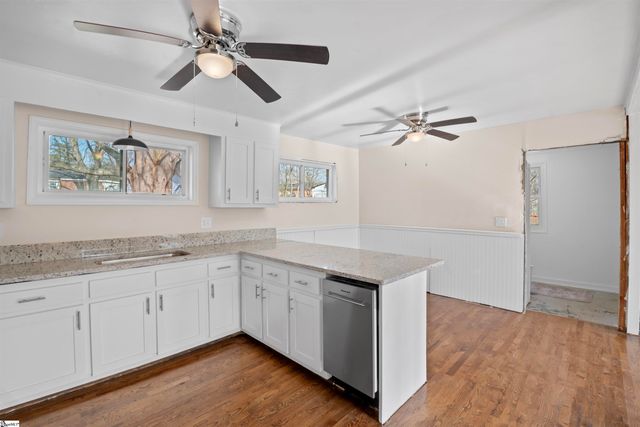 11 El Paso Drive, Greenville, SC 29617