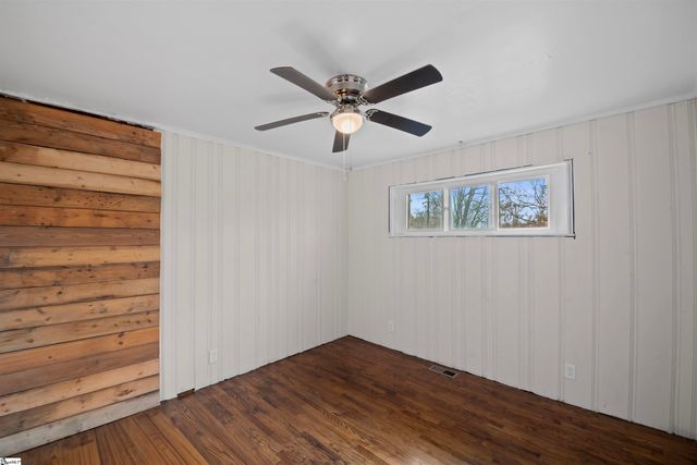 11 El Paso Drive, Greenville, SC 29617