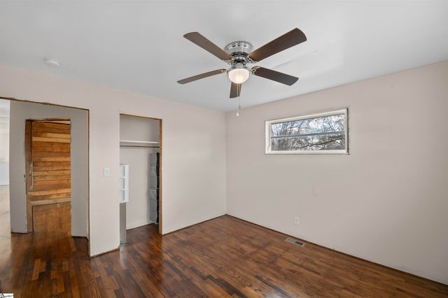 11 El Paso Drive, Greenville, SC 29617