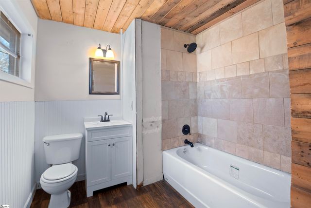 11 El Paso Drive, Greenville, SC 29617