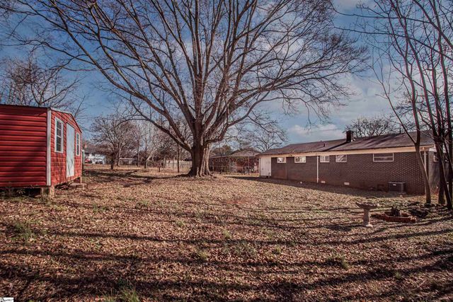 11 El Paso Drive, Greenville, SC 29617