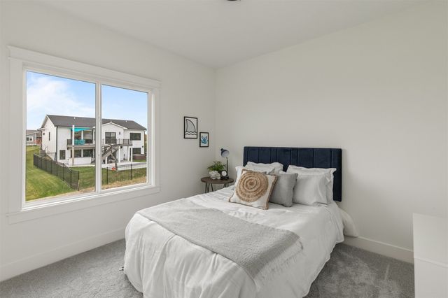 3185 NW Prescott Court, Grimes, IA 50111