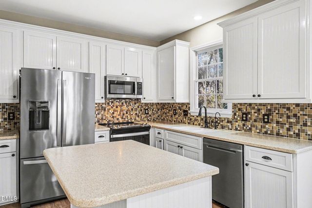 110 Avenal Lane, Clayton, NC 27527