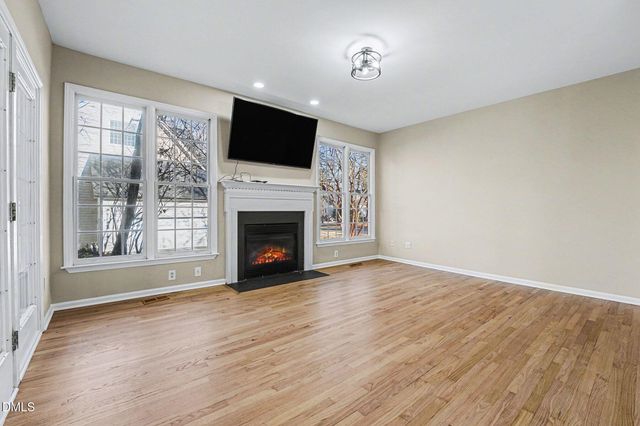 110 Avenal Lane, Clayton, NC 27527